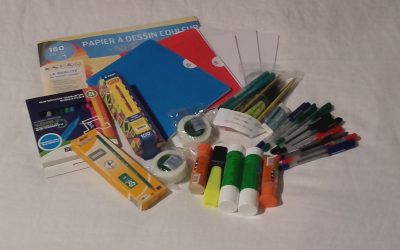 Don de fournitures scolaires : merci à CHARLEMAGNE et à Clarisse