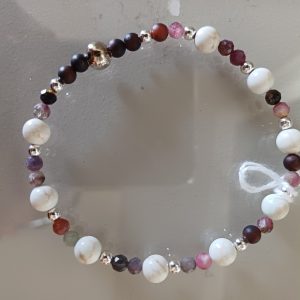 mala pierre  tourmaline et magnesite